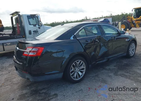 2015 Ford Taurus Limited z USA, uszkodzony, nr VIN 1FAHP2F81FG168968